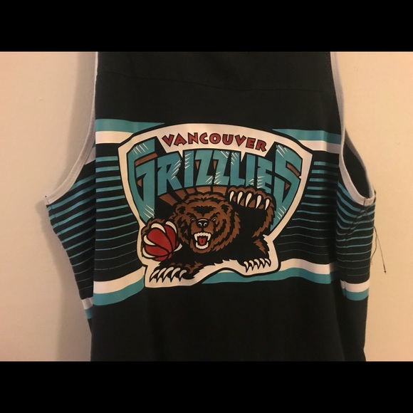 Vancouver Grizzlies Mitchell & Ness Tank Jersey - Picture 3 of 4